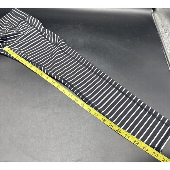 Athleta Leggings BLACK WHITE Stripe Contender 7/8 Tight Powerlift Pockets Sz XS - Picture 10 of 12